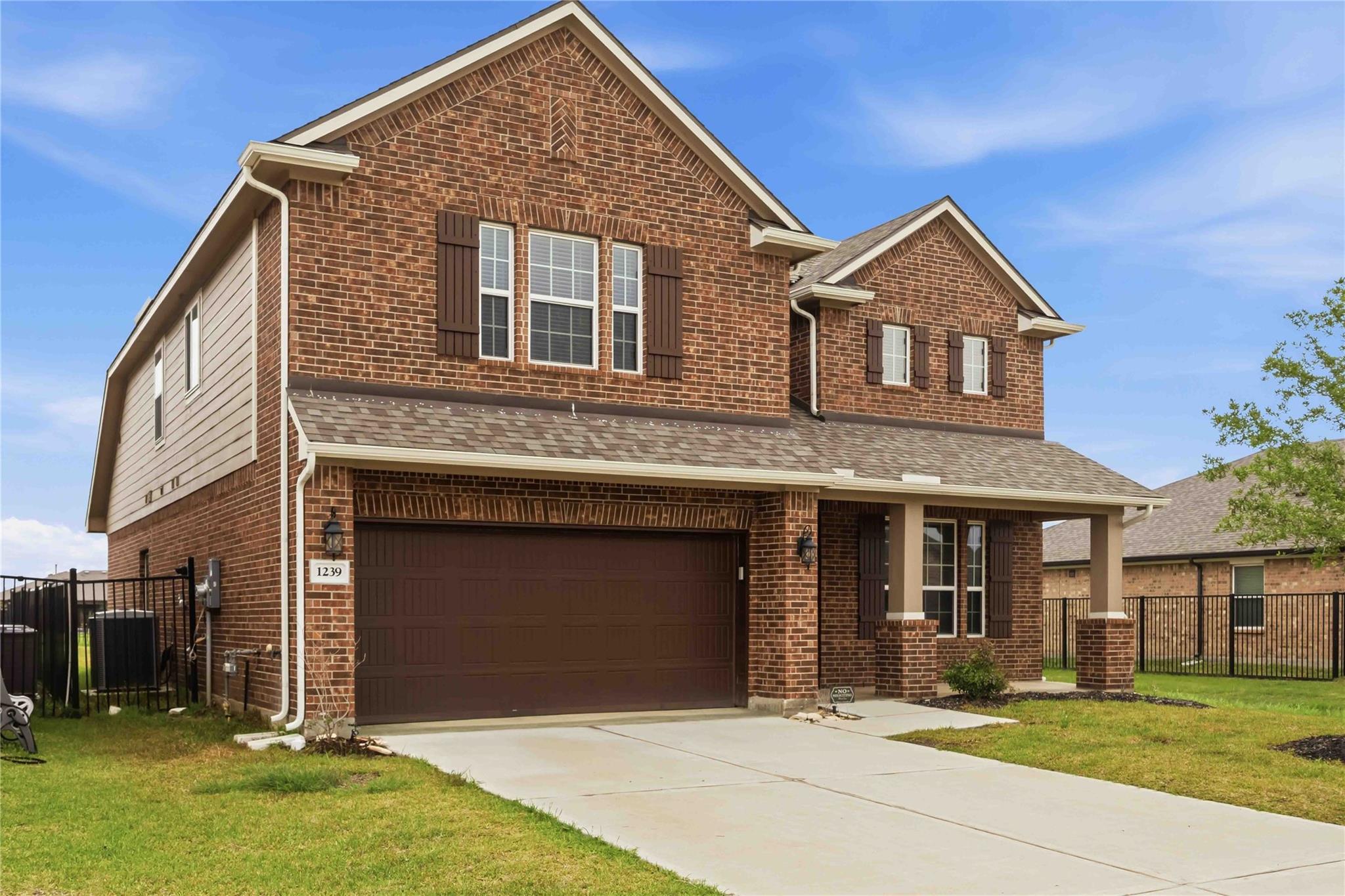 1239 Cascade Hills Drive