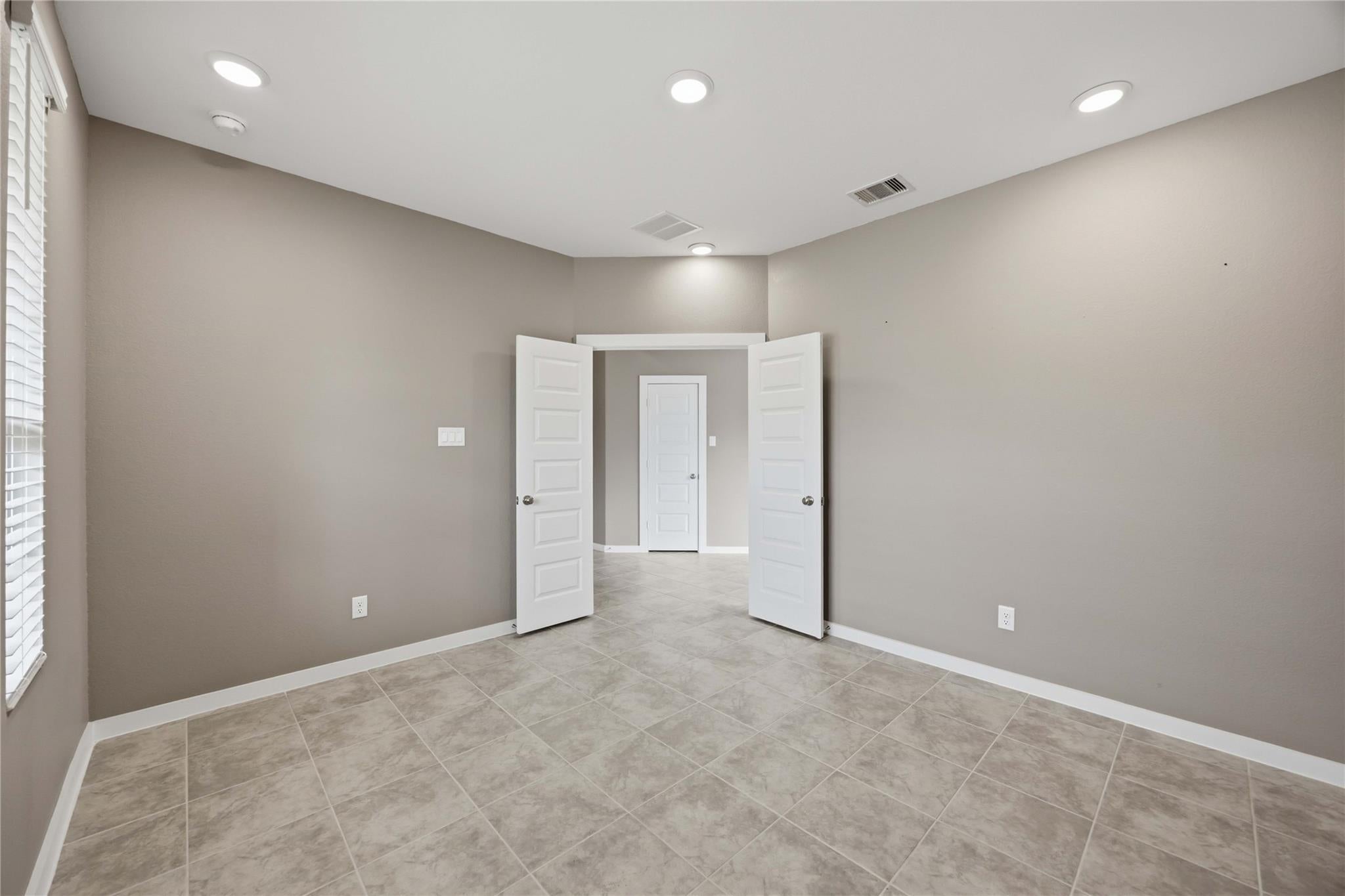 1239 Cascade Hills Drive