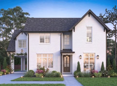 Homes For Sale - 713 W 42nd Street<br/> Houston, TX 77018