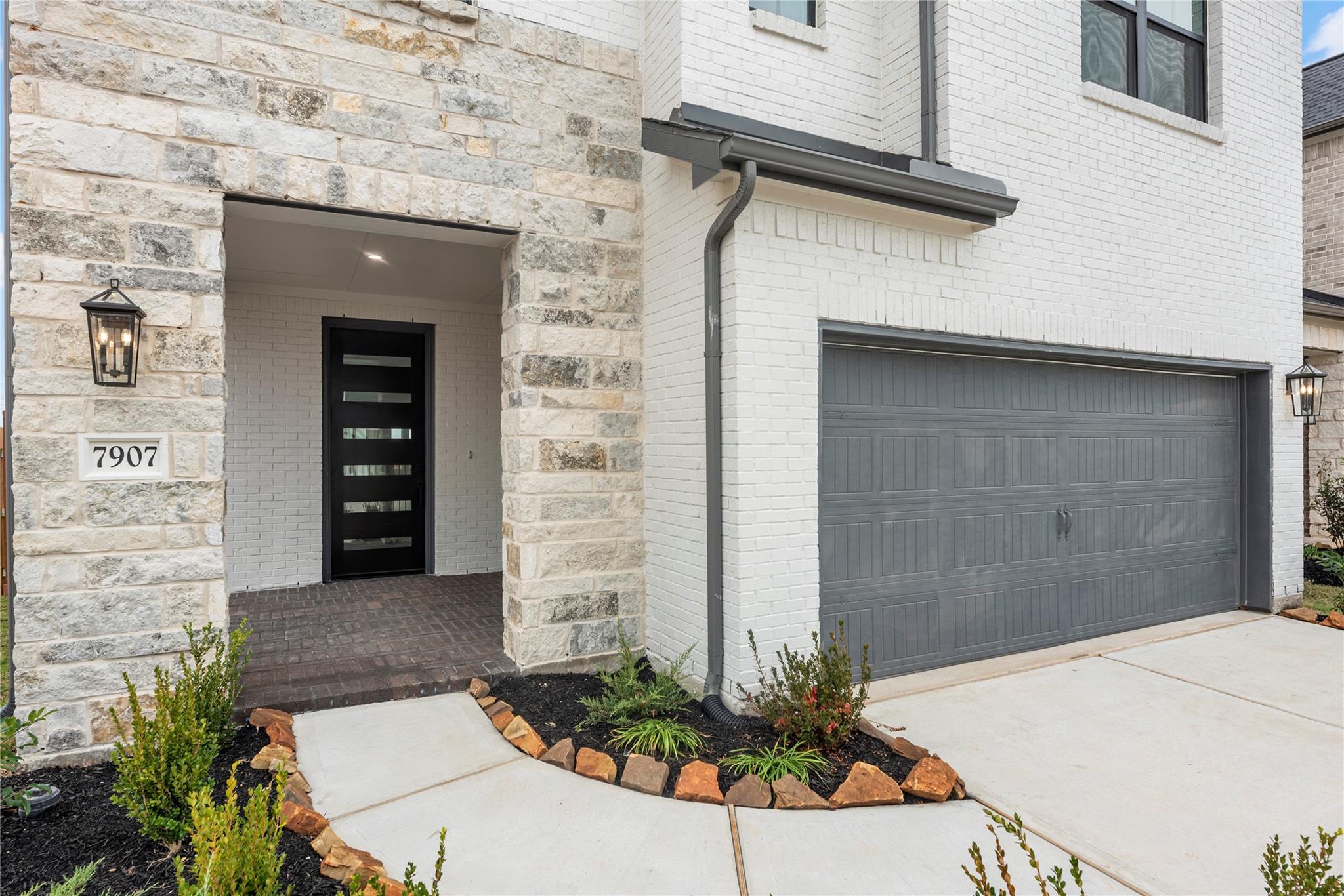 7907 Clover Gully Lane