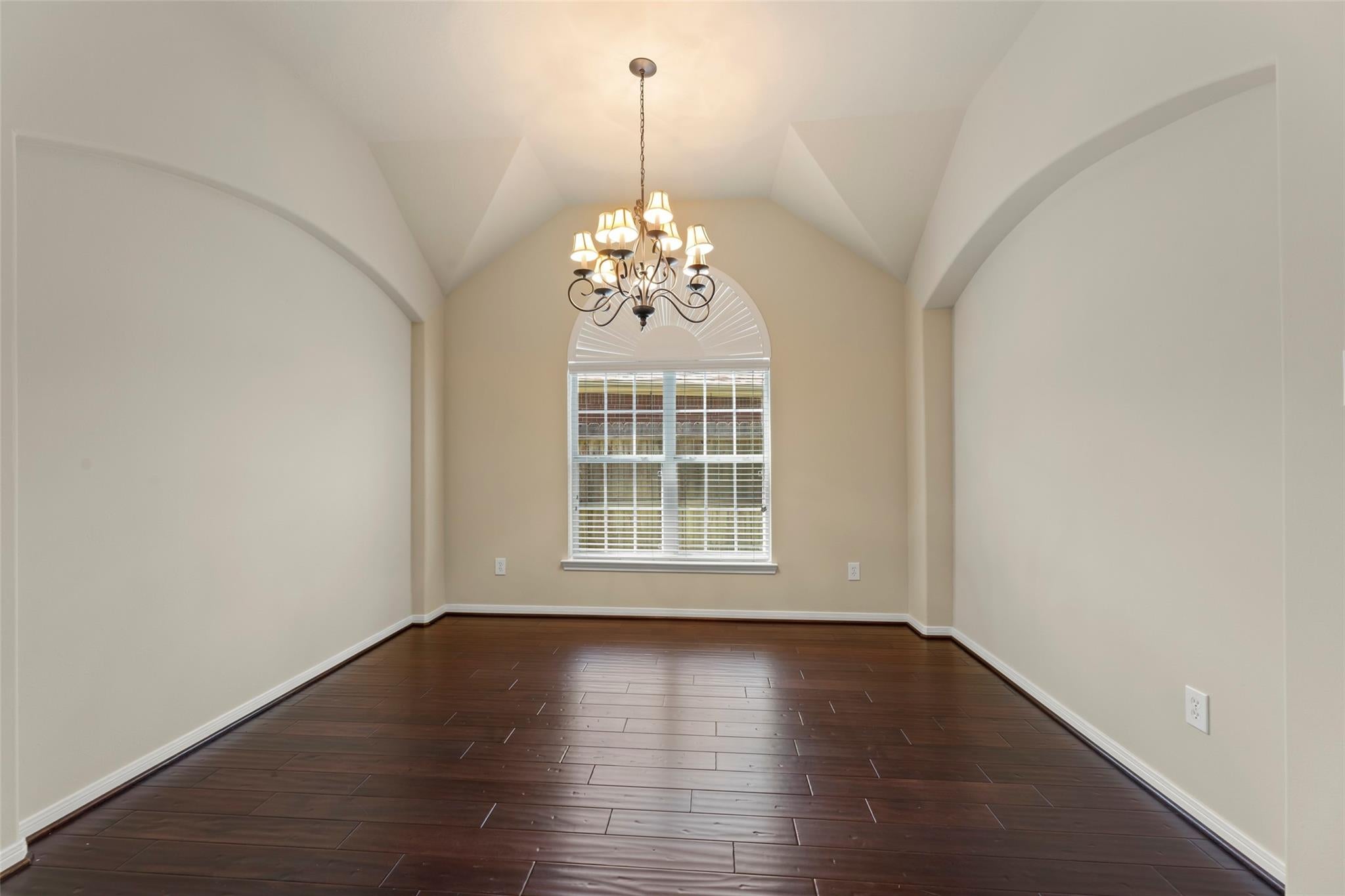21118 Dusty Glen Lane