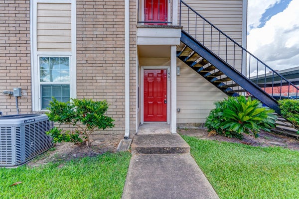 2750 HOLLY HALL ST APT 1901, HOUSTON, TX 77054 - Image da1bc6a67fcdccac3f544022663da7fe/2632119831