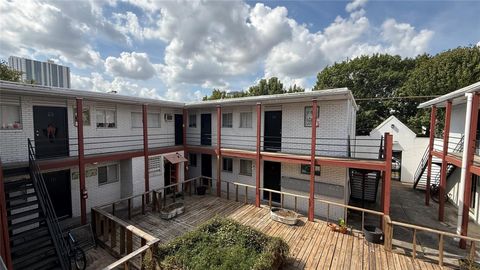 Photo of 4921 Crawford Street #19, Houston, TX 77004 (MLS # 96156613)