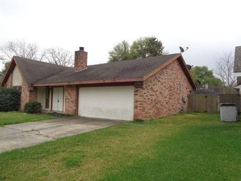 Photo of 10211 Golden Sunshine Drive, Houston, TX 77064 (MLS # 2346129)