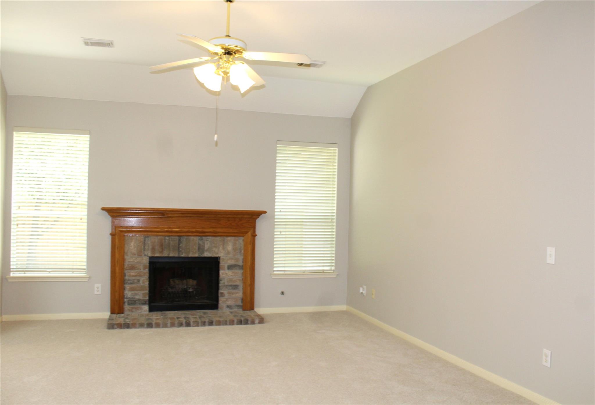 43 S Lace Arbor Drive