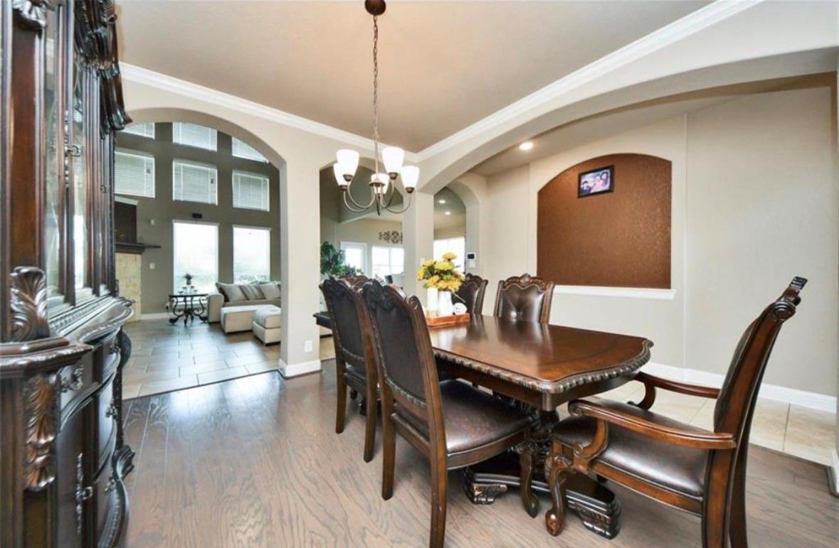 31602 Hummingbird Oak Drive