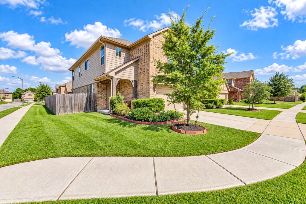 Photo of 17746 Lemon Sky Lane, Spring, TX 77379 (MLS # 37792440)