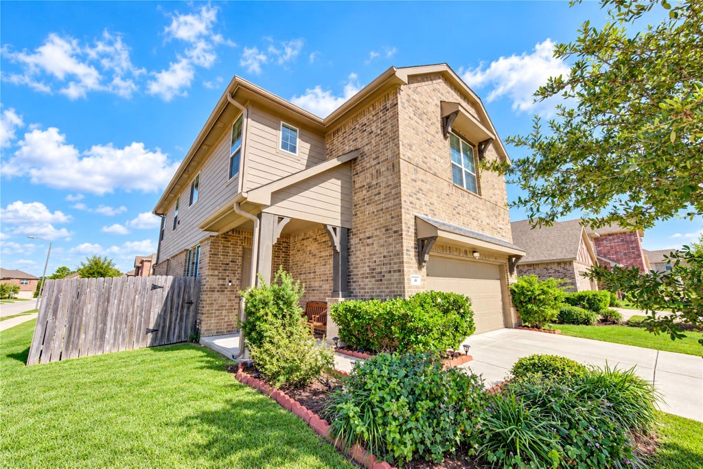 Photo of 17746 Lemon Sky Lane, Spring, TX 77379 (MLS # 37792440)