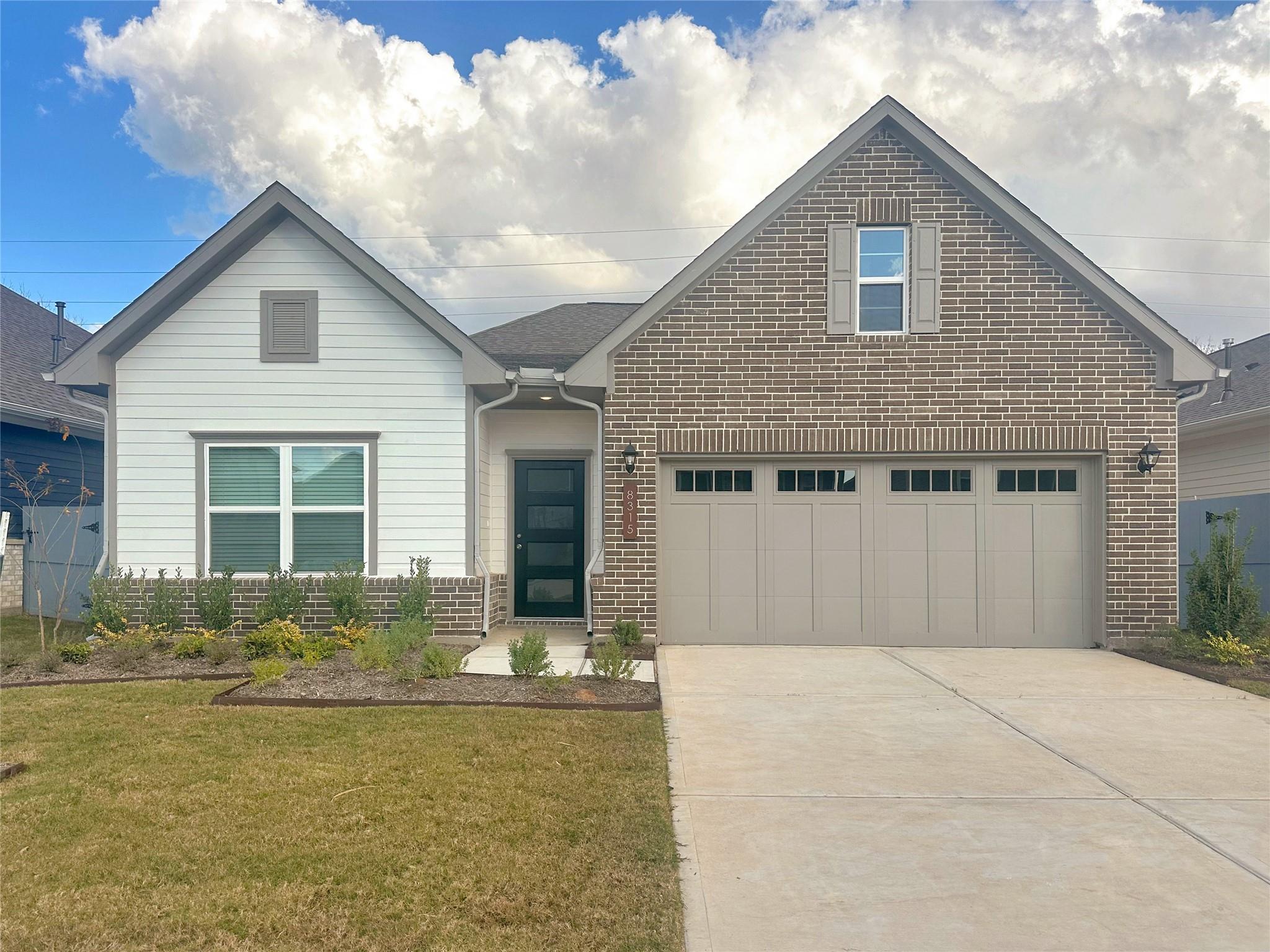 8315 Red Shiner Way