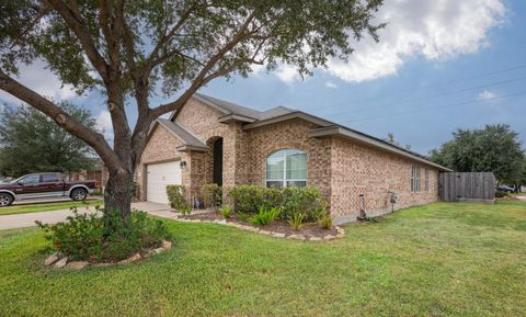 Photo of 21206 Colton Cove Drive, Houston, TX 77095 (MLS # 5967197)