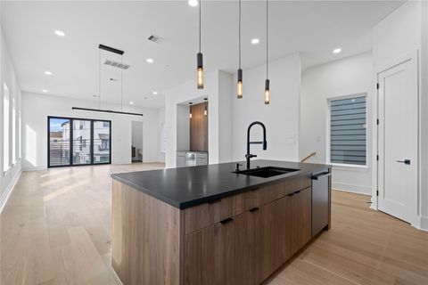 Tiny photo for 1030 W 24th Street #C, Houston, TX 77008 (MLS # 16916143)