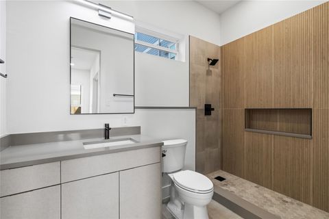 Tiny photo for 1030 W 24th Street #C, Houston, TX 77008 (MLS # 16916143)