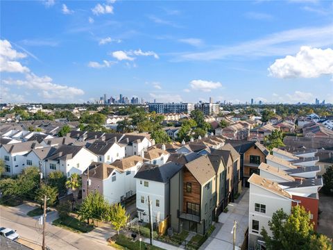 Tiny photo for 1030 W 24th Street #C, Houston, TX 77008 (MLS # 16916143)