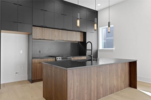 Tiny photo for 1030 W 24th Street #C, Houston, TX 77008 (MLS # 16916143)