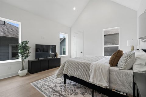 Tiny photo for 1030 W 24th Street #C, Houston, TX 77008 (MLS # 16916143)