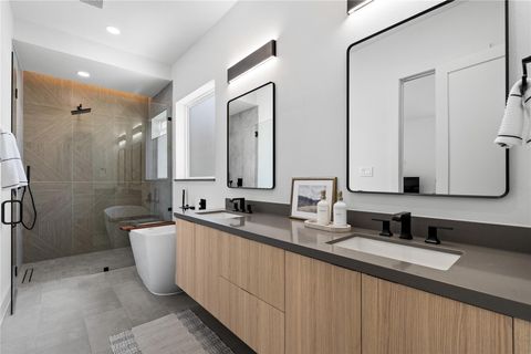 Tiny photo for 1030 W 24th Street #C, Houston, TX 77008 (MLS # 16916143)