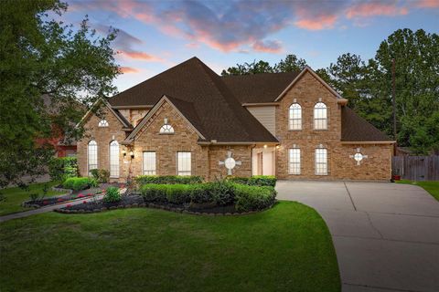 Photo of 14402 Brentshire Lane, Houston, TX 77069 (MLS # 49700211)