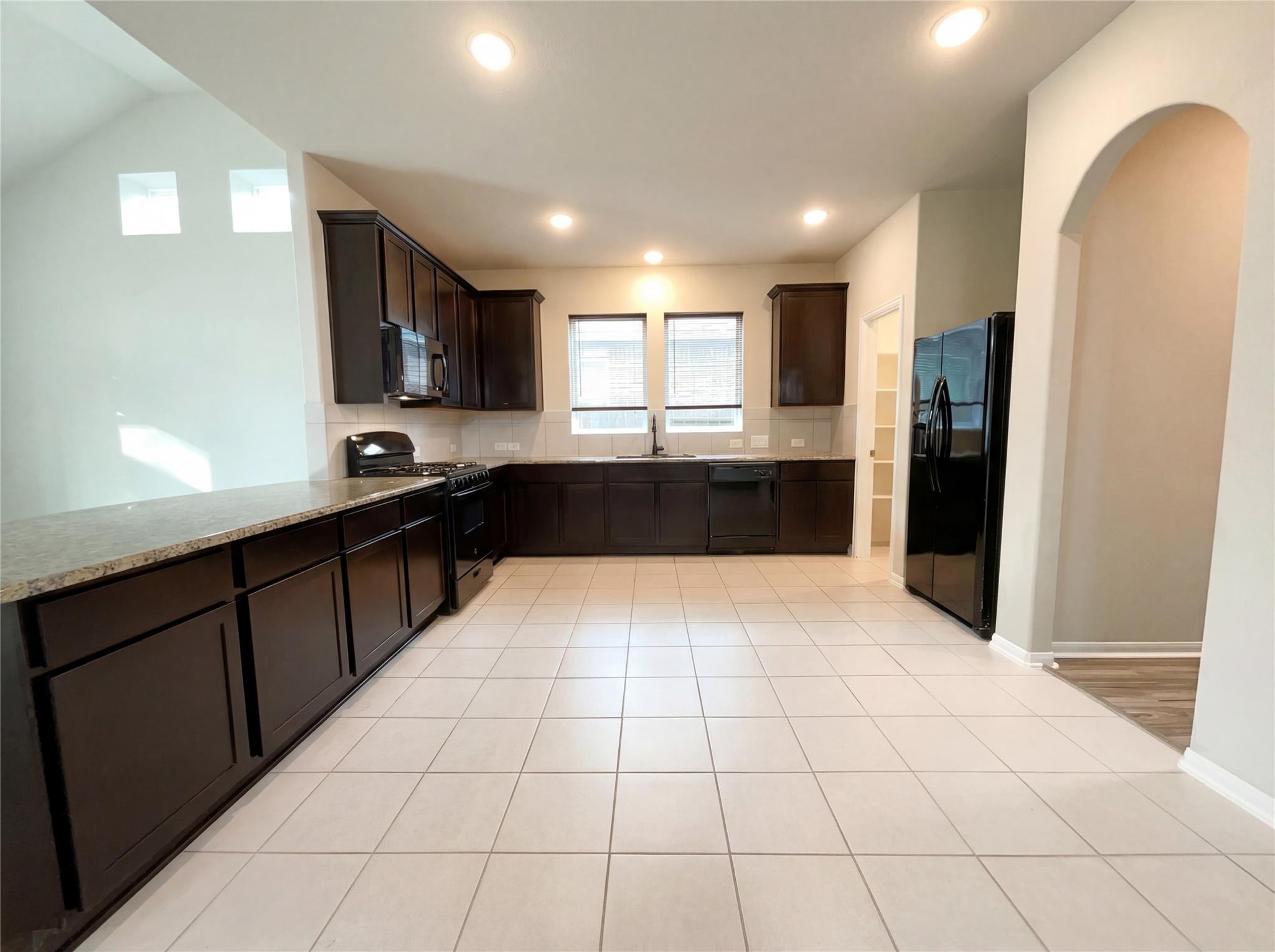 15603 Lakewood Terrace Drive