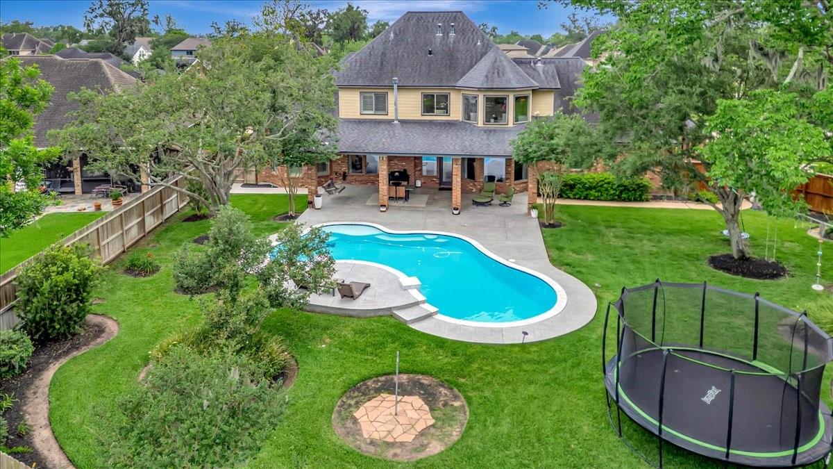 51 Deerwood Court