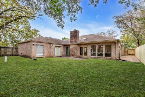Tiny photo for 11407 Overbrook Lane, Houston, TX 77077 (MLS # 52968699)