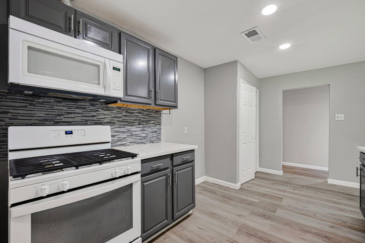 701 Oriole Lane
