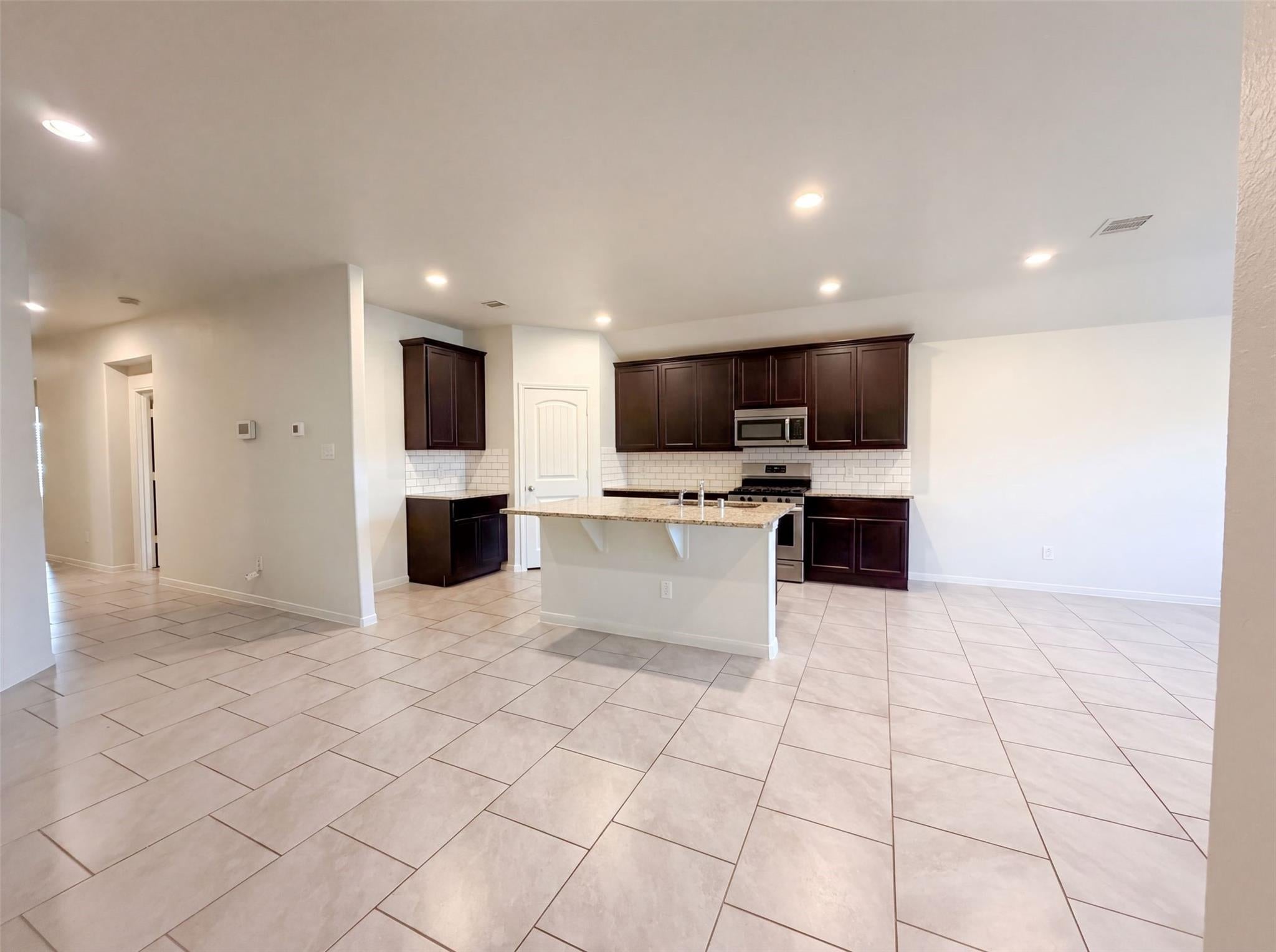 8126 Gambrel Way