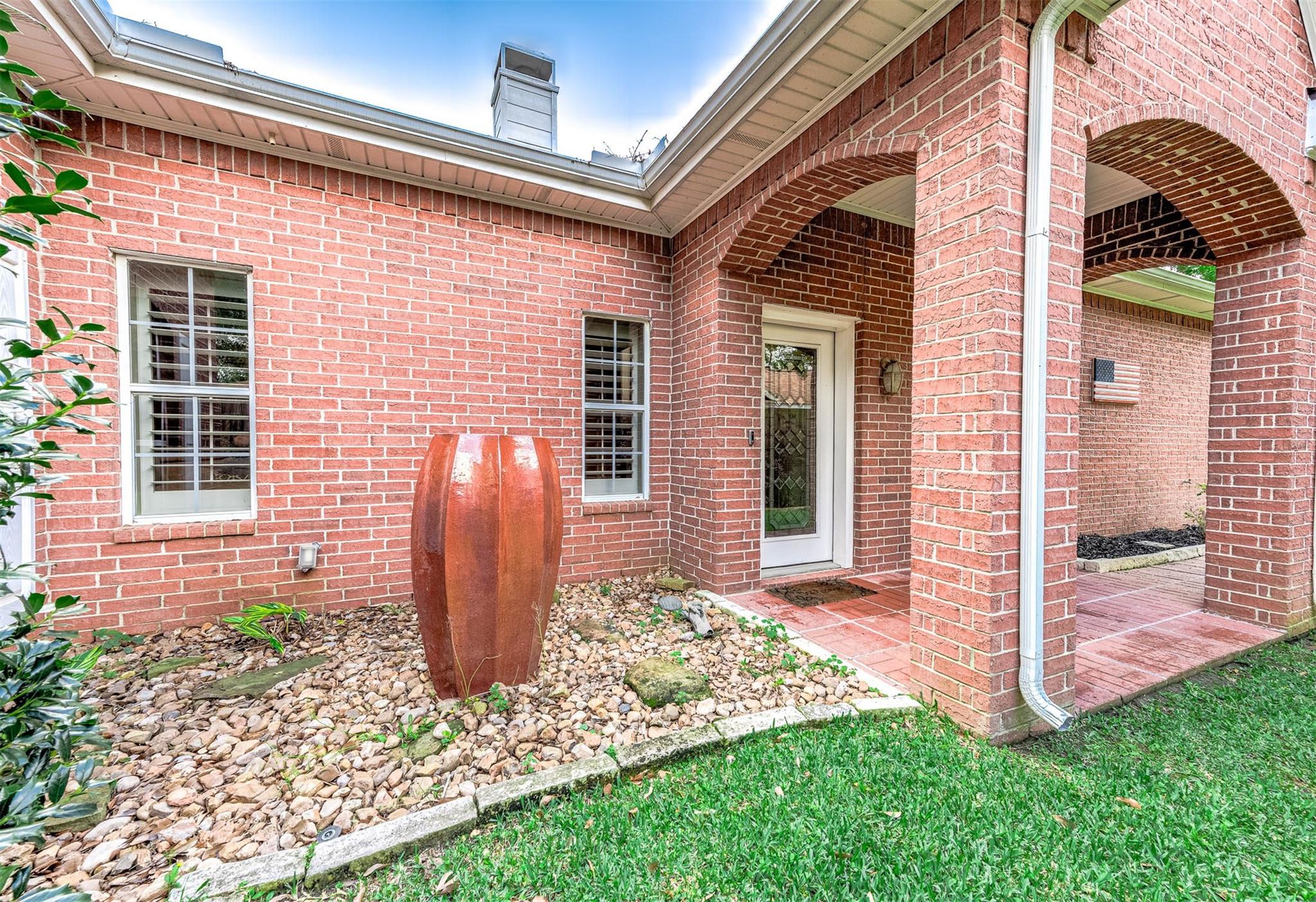 2618 Village Court