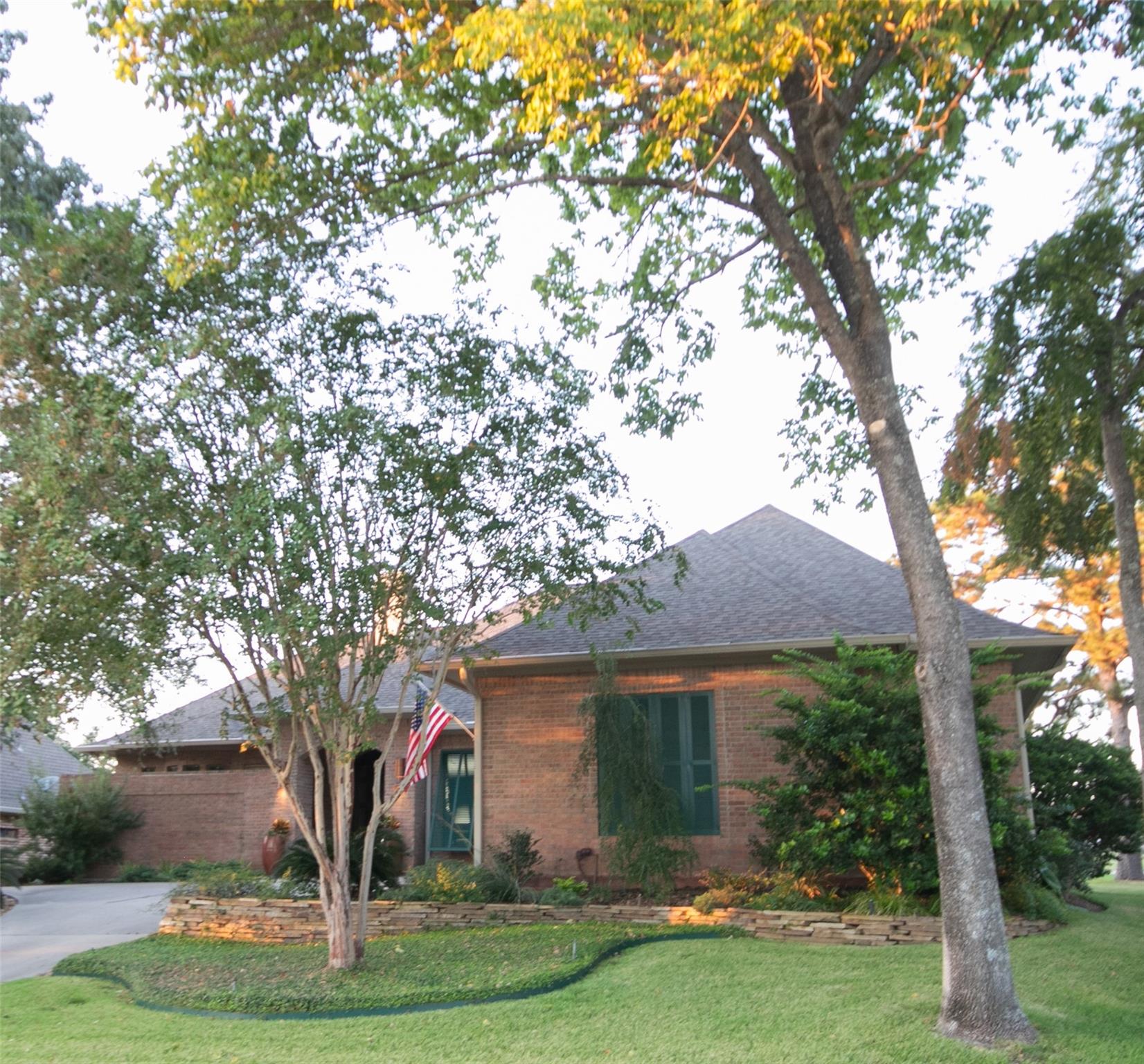 67 Brookgreen Circle N