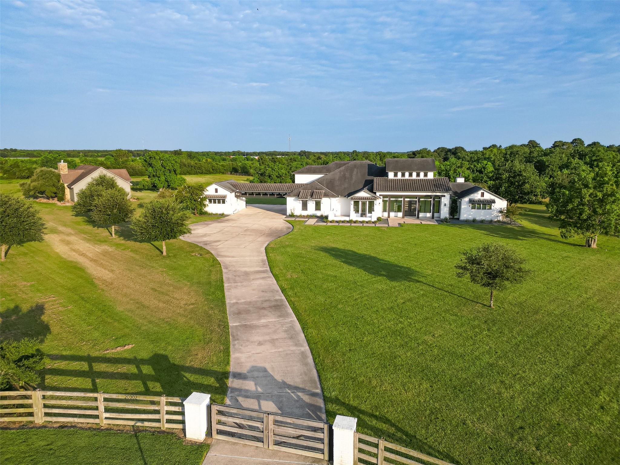 20302 Old Windmill Trail