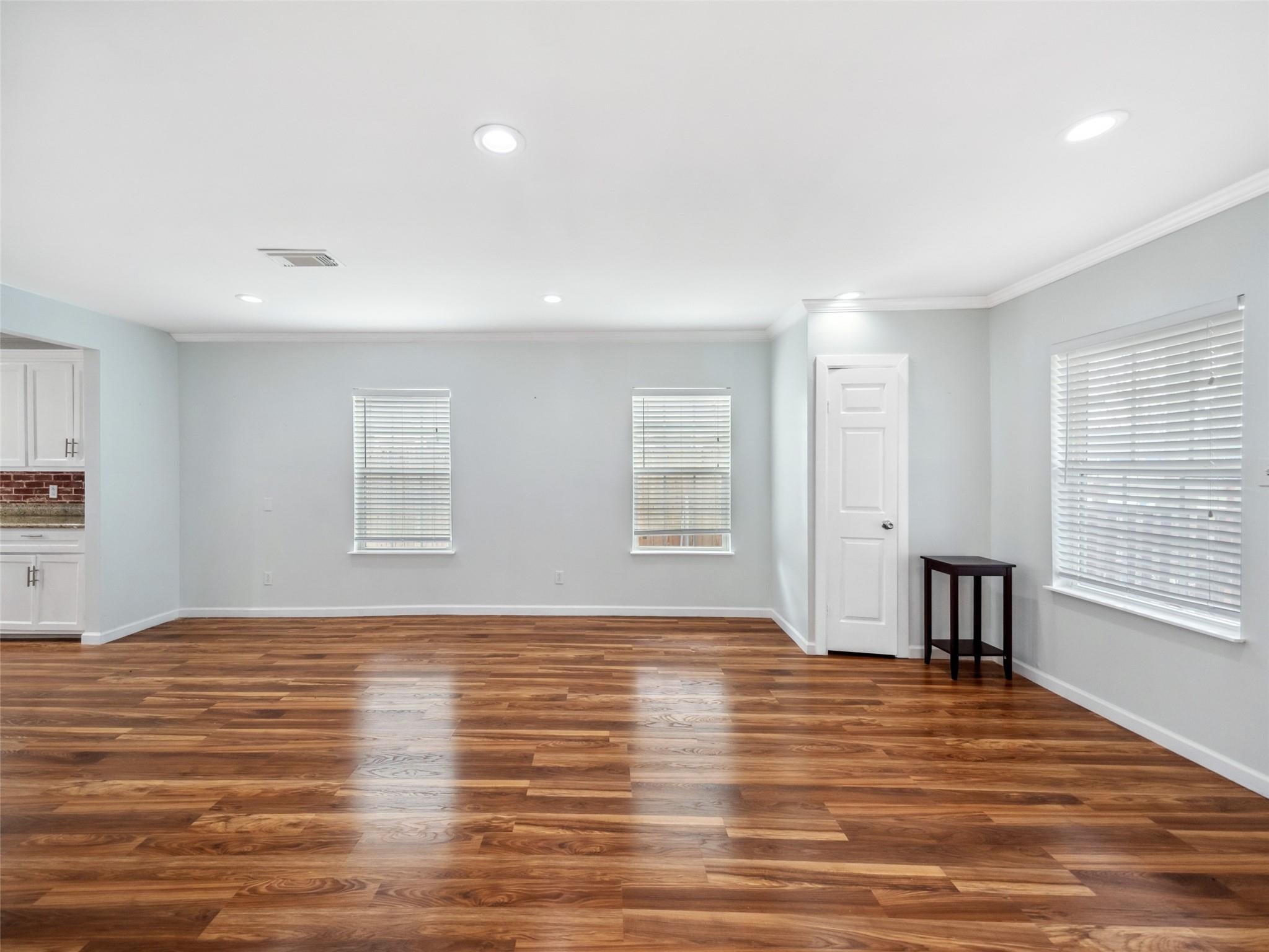 1112 E 24th Street