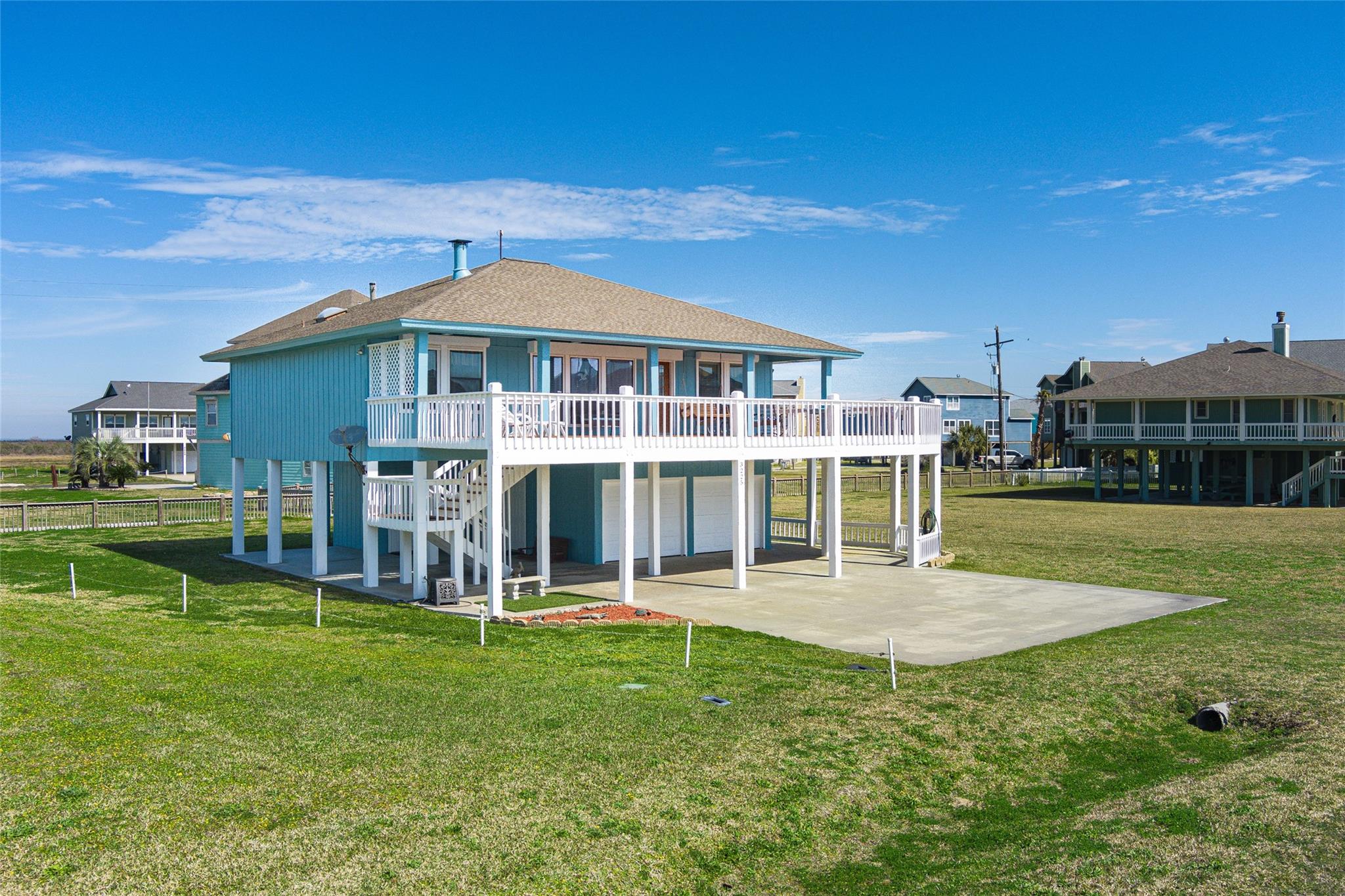 3225 Sea Castle Drive