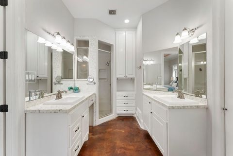Tiny photo for 4046 Highland Pass, Montgomery, TX 77316 (MLS # 30659202)