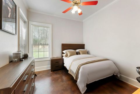 Tiny photo for 4046 Highland Pass, Montgomery, TX 77316 (MLS # 30659202)