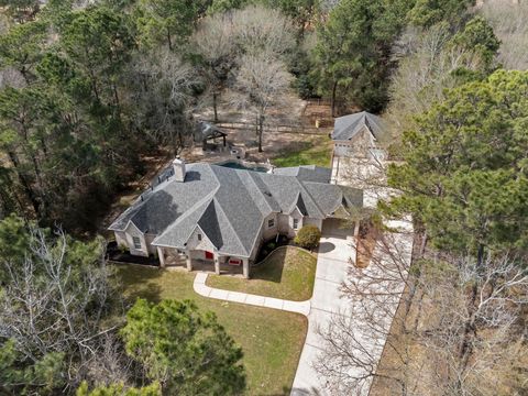 Tiny photo for 4046 Highland Pass, Montgomery, TX 77316 (MLS # 30659202)