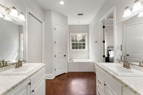 Tiny photo for 4046 Highland Pass, Montgomery, TX 77316 (MLS # 30659202)