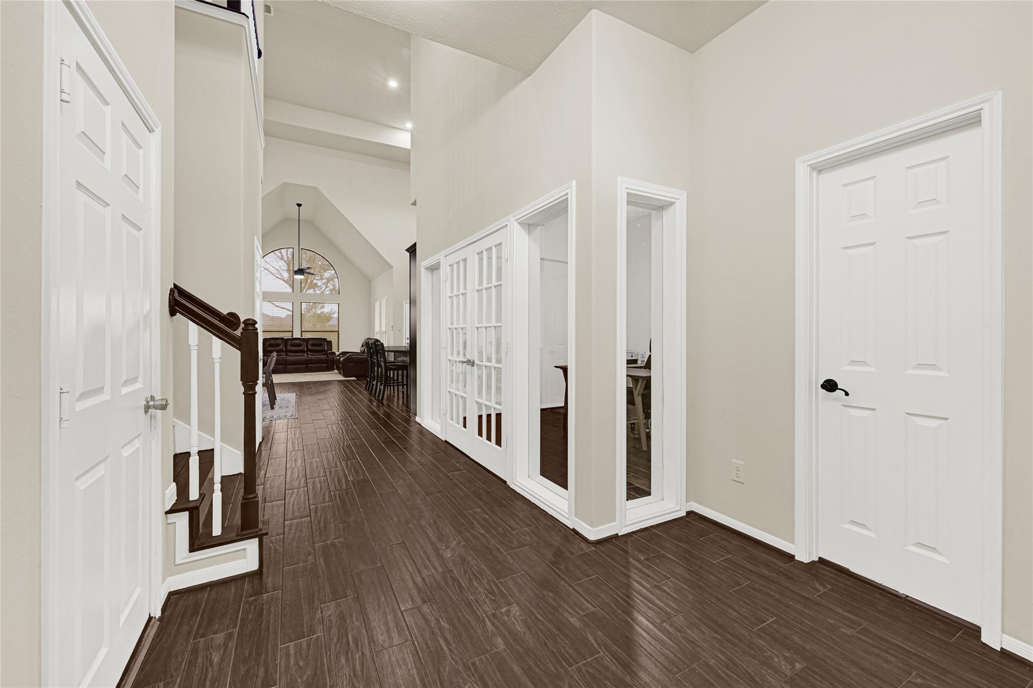 17805 Arapaho Hill Ln Lane