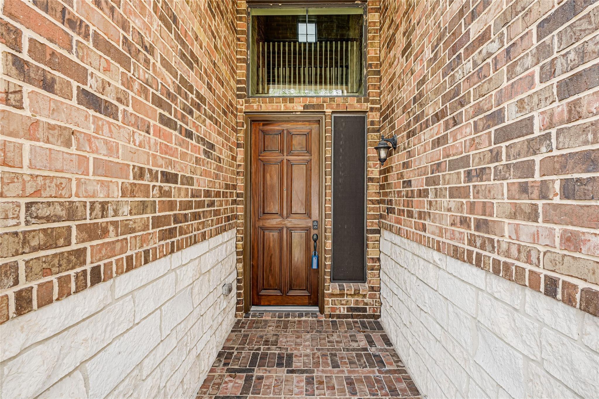 17805 Arapaho Hill Ln Lane