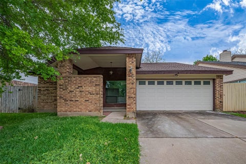 Photo of 2226 Canebreak Crossing, Sugar Land, TX 77478 (MLS # 88319754)
