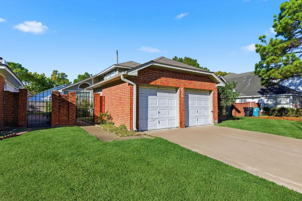 Photo of 9306 Corner Oaks Lane, Houston, TX 77036 (MLS # 92283595)