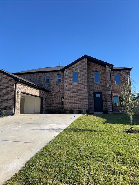 Photo of 2511 Martinas Court Ct, Spring, TX 77388 (MLS # 56950000)