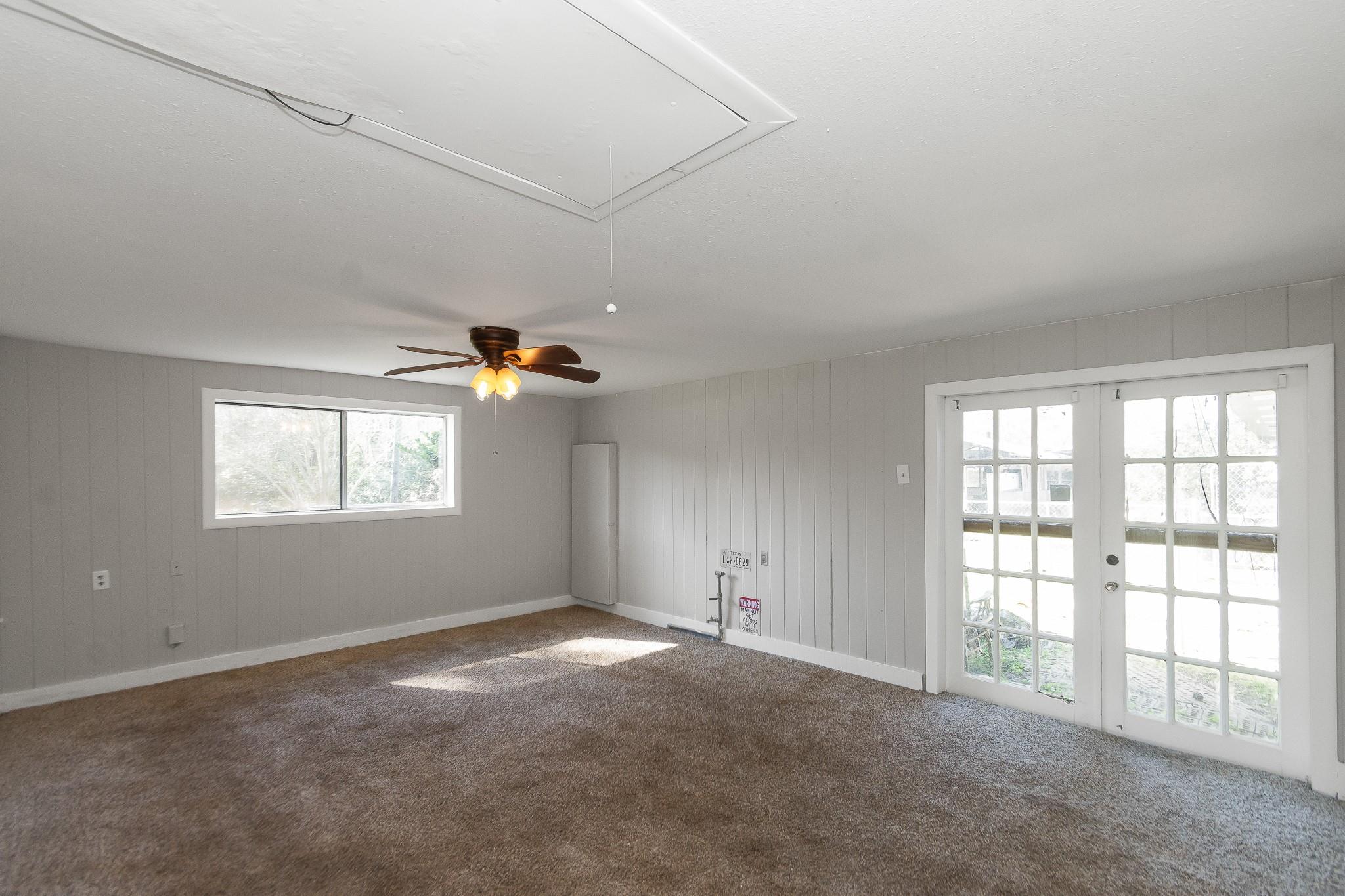 6830 S Highway 35