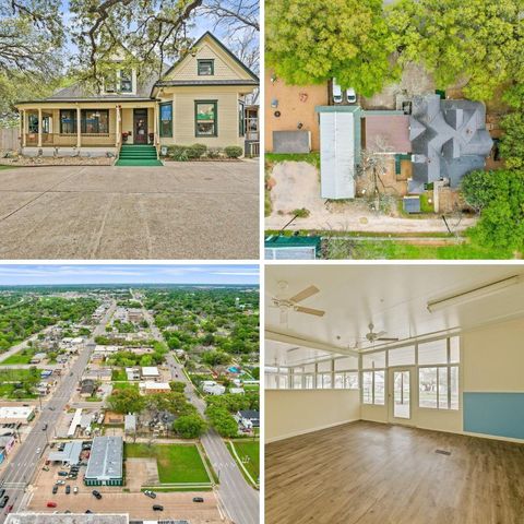 Photo of 1030 4th Street, Rosenberg, TX 77471 (MLS # 92039097)