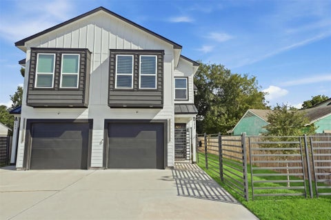 Photo of 5839 Southwell Street #B, Houston, TX 77033 (MLS # 27390008)