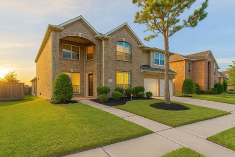 Photo of 2408 Songlark Springs Place, Houston, TX 77089 (MLS # 84711708)