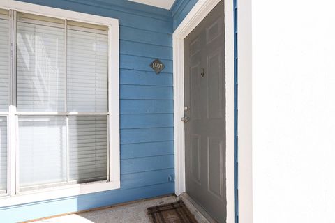 Photo of 3506 Cove View Boulevard #1407, Galveston, TX 77554 (MLS # 74944085)