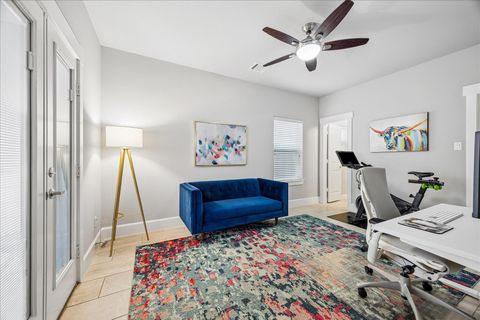 Tiny photo for 872 Wakefield Drive #C, Houston, TX 77018 (MLS # 98803519)