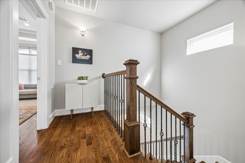 Tiny photo for 872 Wakefield Drive #C, Houston, TX 77018 (MLS # 98803519)