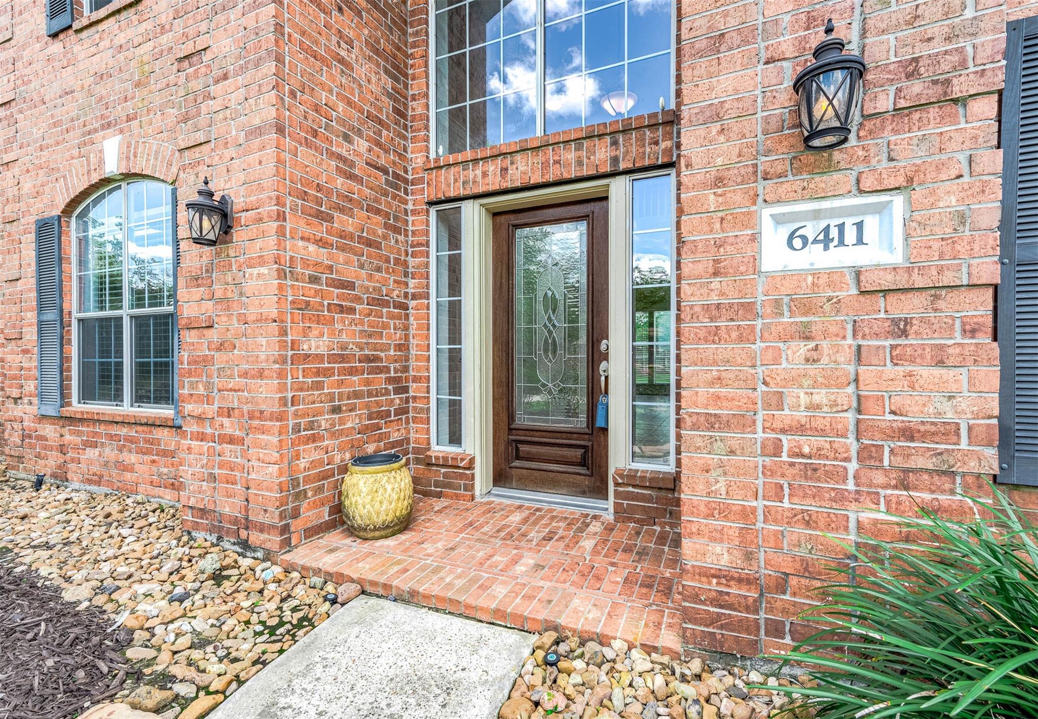 6411 Greencreek Meadows Lane