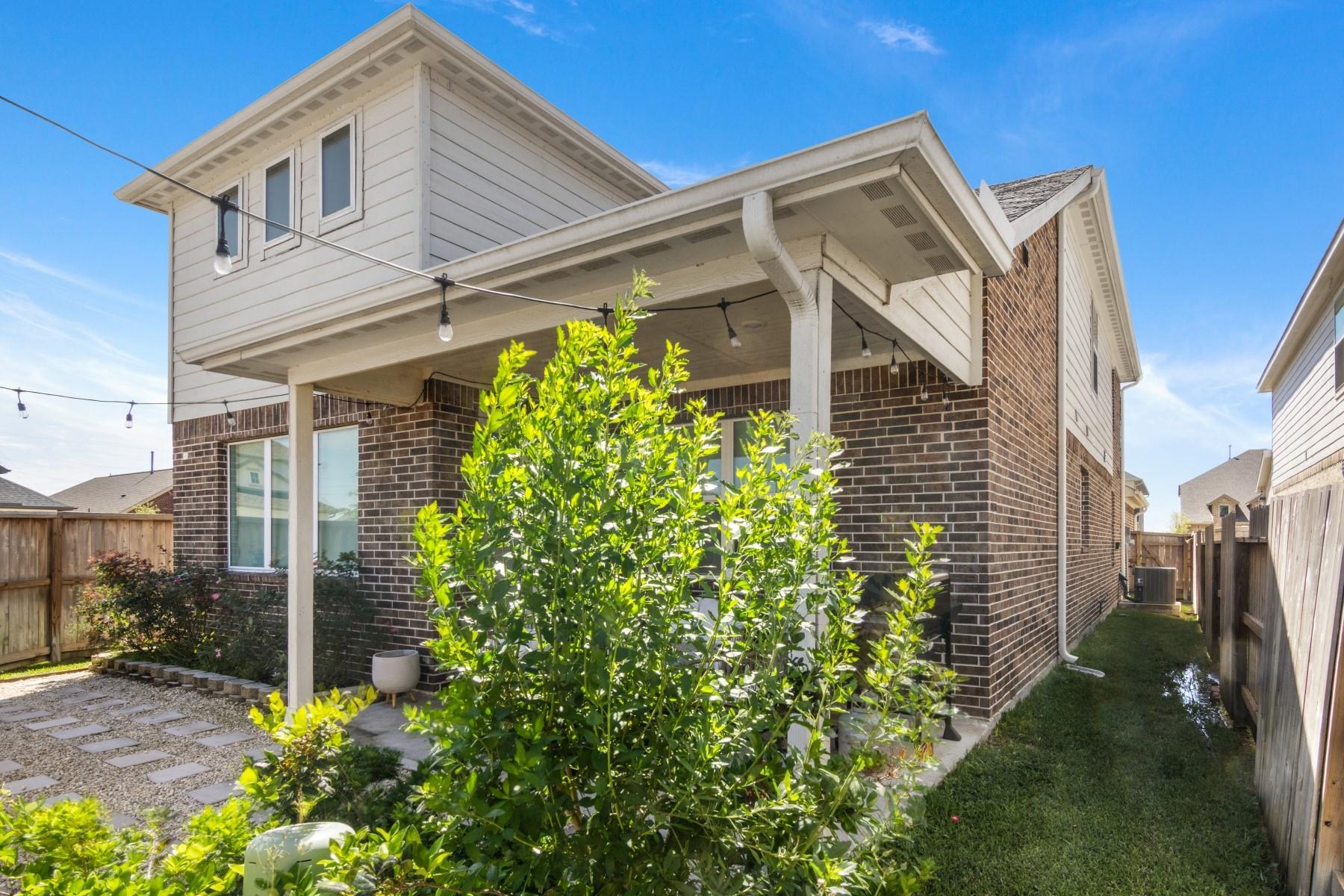 761 Lake Lacosta Drive