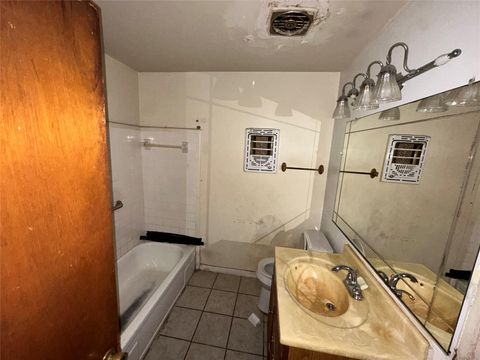 Tiny photo for 7001 Finch Street, Houston, TX 77028 (MLS # 39394748)